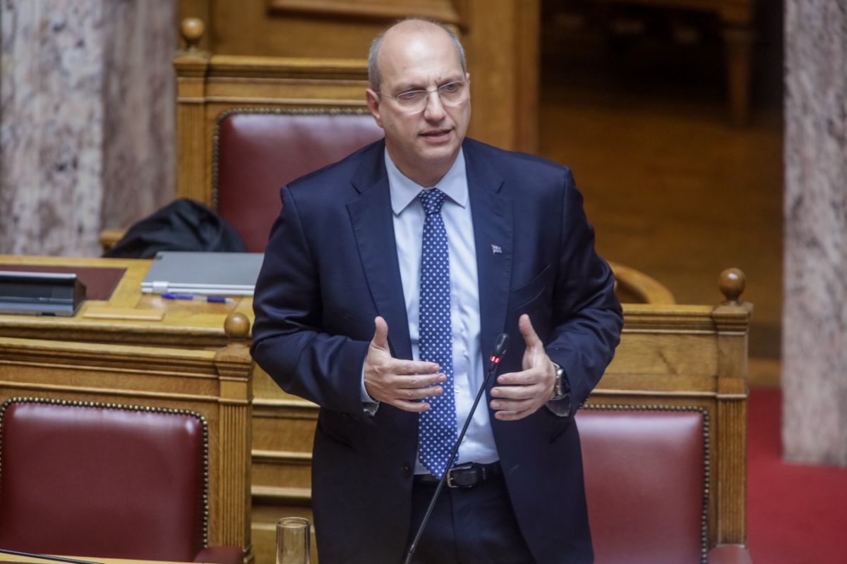 Οικονόμου: Η Νέα Δημοκρατία παράγει λύσεις, η Αντιπολίτευση κραυγές και θέαμα