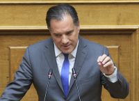 Άδωνις: Μια ομάδα μόνος του ο Κυριάκος [vid]