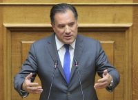 Άδωνις: Τριμέτωπος αγώνας απέναντι σε Κασσελάκη, Ανδρουλάκη και Βελόπουλο [vid]