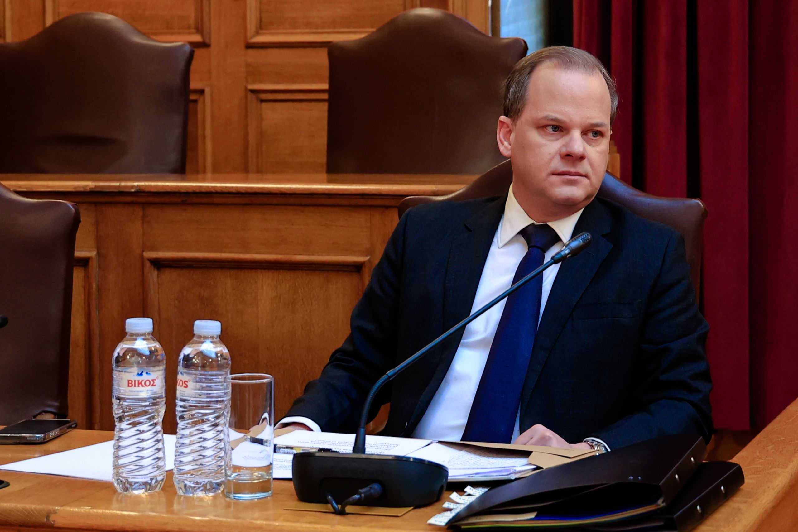 Τέμπη: Ποινικές ευθύνες σε Καραμανλή και Τριαντόπουλο δείχνει το πόρισμα του ΣΥΡΙΖΑ