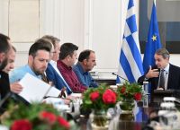 Σήμερα στο Μαξίμου οι αγρότες της Θεσσαλίας [vid]