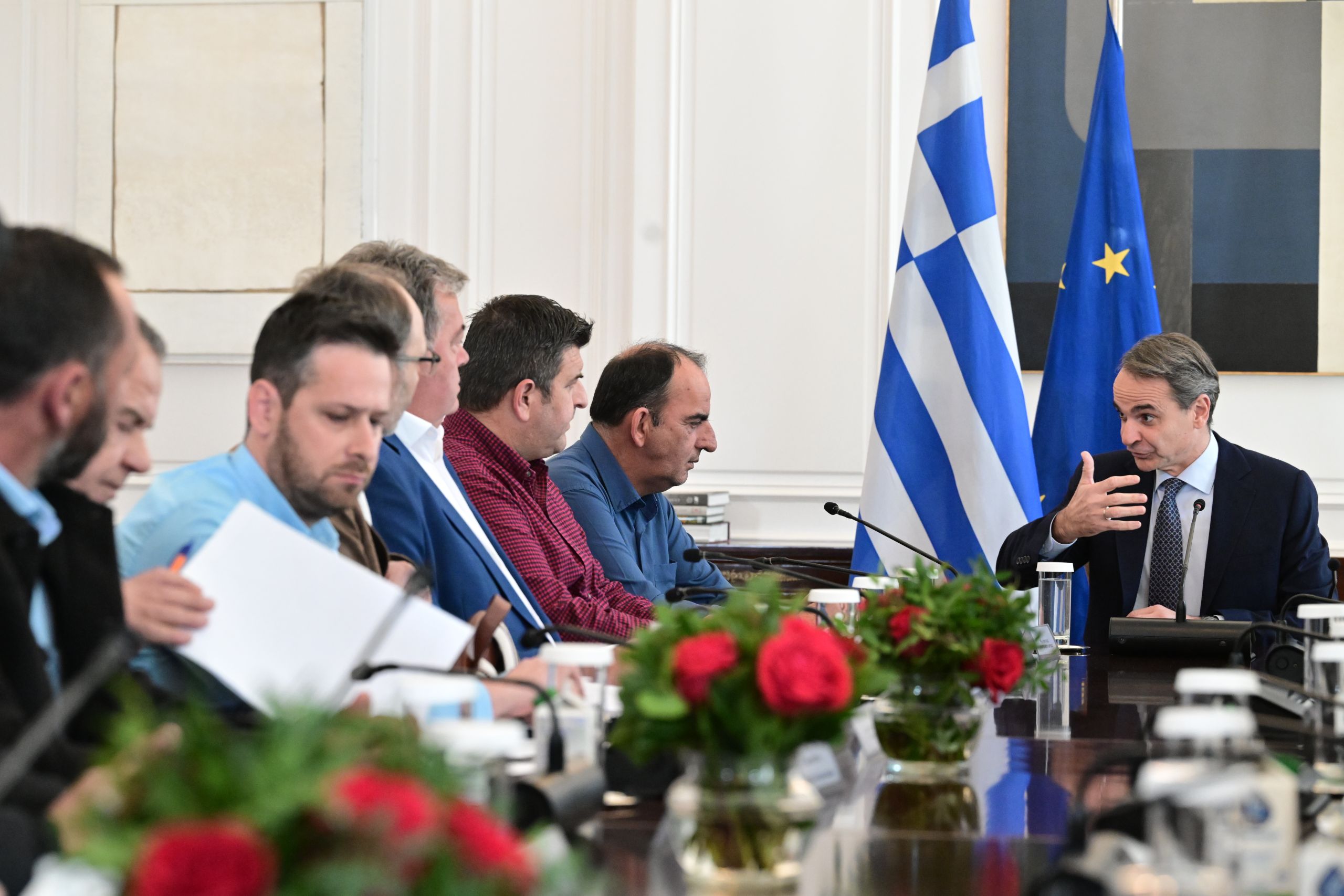 Σήμερα στο Μαξίμου οι αγρότες της Θεσσαλίας [vid]