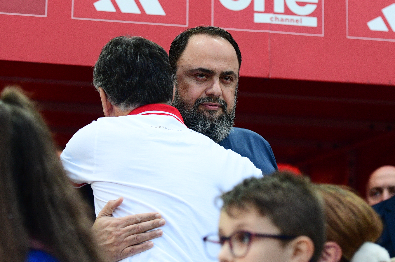 Κόλπο γκρόσο του Ολυμπιακού με τον 63χρονο Βάσκο τεχνικό!