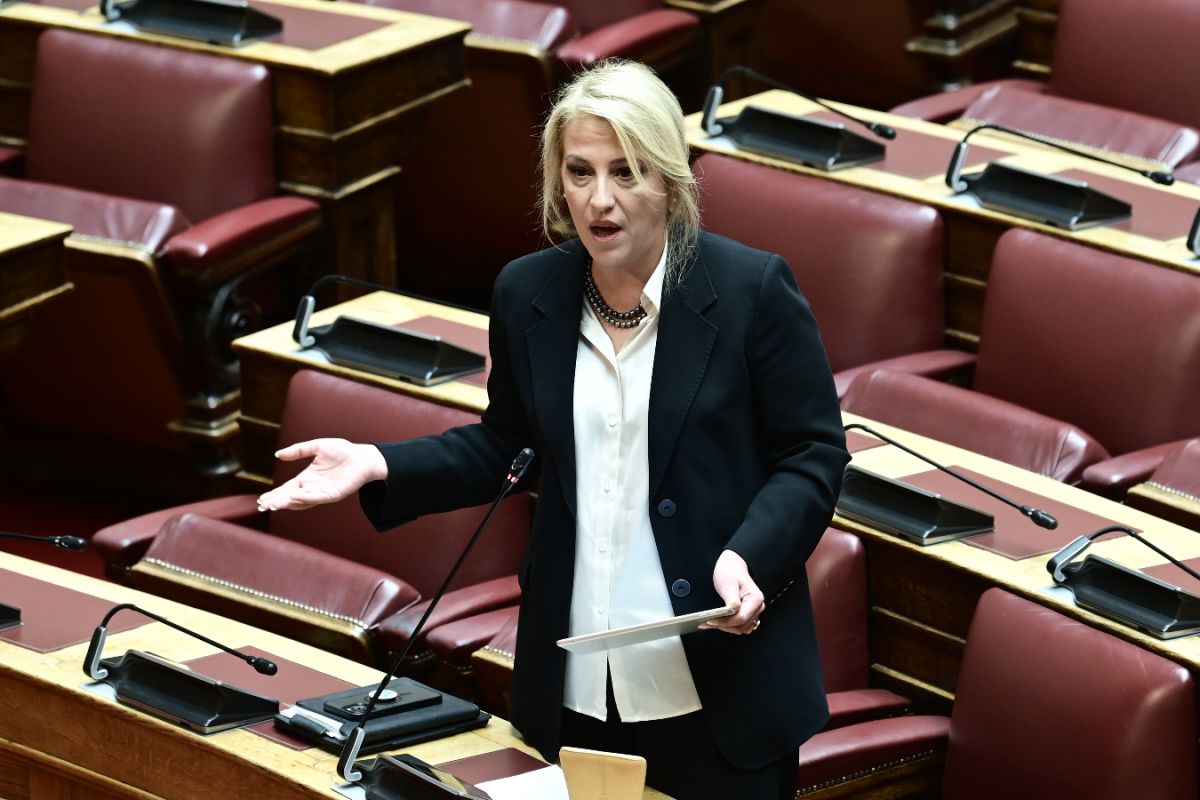 Μάνδρα: Τελεσίδικα αθώα η Ρένα Δούρου και ακόμα πέντε κατηγορούμενοι