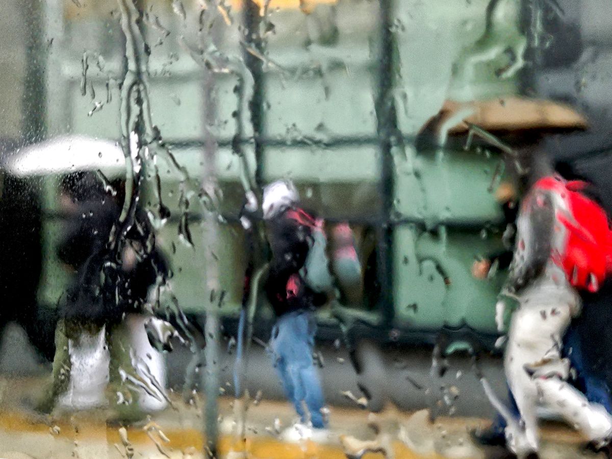 Καιρός: Βροχές και πτώση θερμοκρασίας Τρίτη και Τετάρτη – Βελτίωση του σκηνικού από Πέμπτη