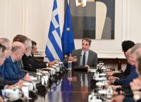 Μητσοτάκης σε θεσμικούς φορείς Θεσσαλίας: Η δύσκολη δουλειά ξεκινά τώρα, δεν θα εγκαταλείψουμε το βαμβάκι