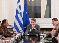 Μητσοτάκης σε αγρότες Θεσσαλίας: Πολλά από τα αιτήματα είναι δίκαια, όσο είναι εφικτό τα ικανοποιούμε