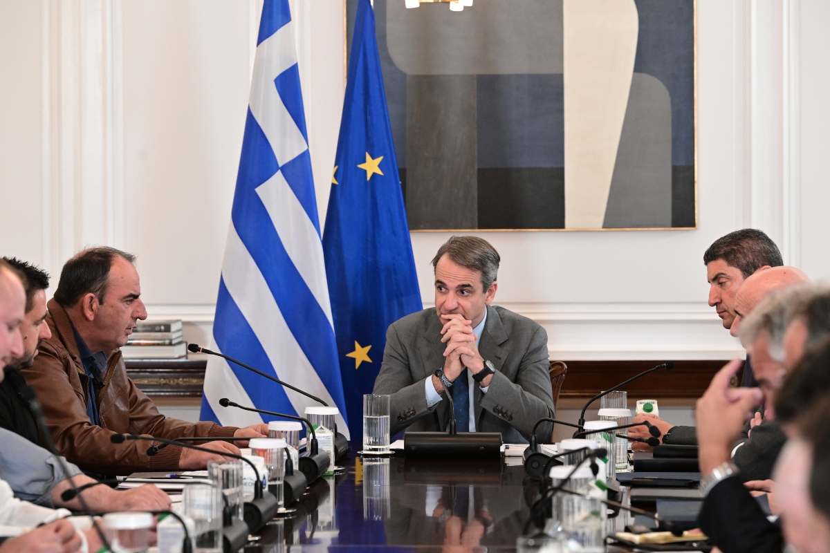 Μητσοτάκης σε αγρότες Θεσσαλίας: Πολλά από τα αιτήματα είναι δίκαια, όσο είναι εφικτό τα ικανοποιούμε
