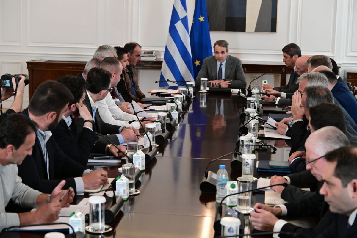 Μητσοτάκης: Νέα συνάντηση με αγρότες στις 15 Μαρτίου – Τι ζητούν [vid]