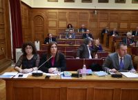 Ολοκληρώθηκε η Εξεταστική για τα Τέμπη: Εγκρίθηκε κατά πλειοψηφία το πόρισμα της ΝΔ