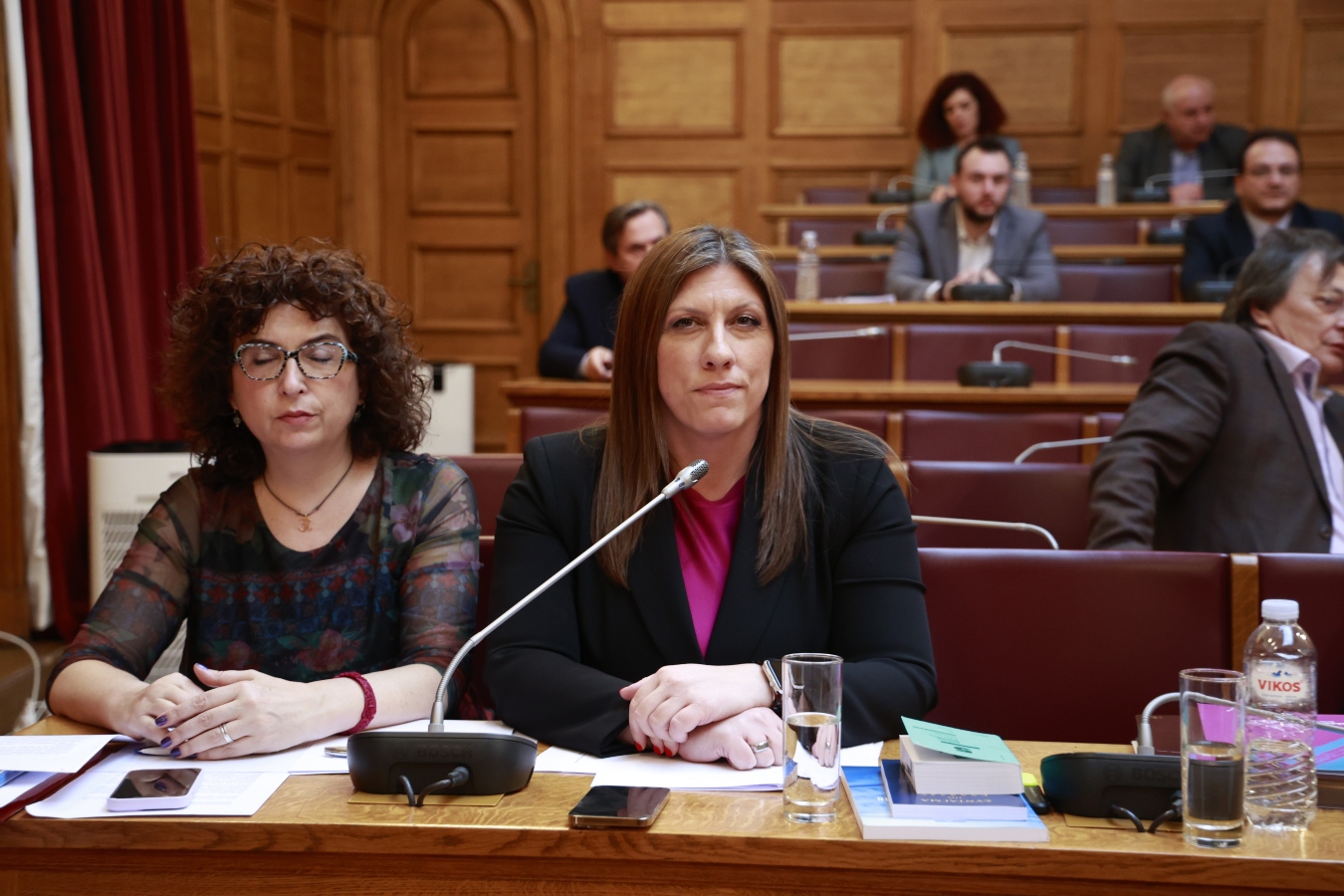 Χάος στην εξεταστική για τα Τέμπη -«Αφήστε με να ακουστώ», φώναζε η Κωνσταντοπούλου