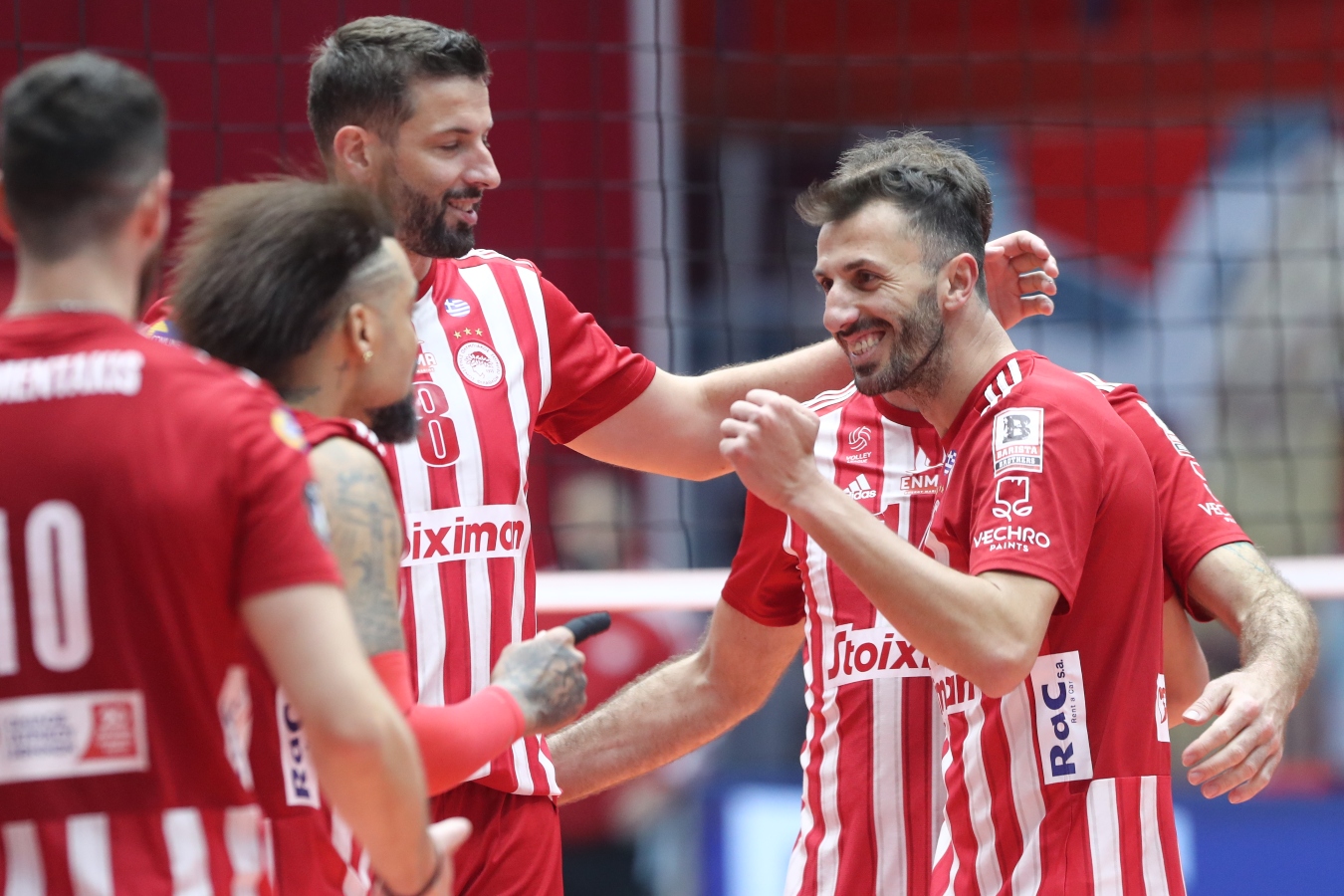 Ο Ολυμπιακός επιβλήθηκε άνετα με 3-0 σετ επί του Μίλωνα
