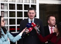 ΣΥΡΙΖΑ: Βουλευτές κατέθεσαν το πόρισμα για τα Τέμπη στην Αδειλίνη