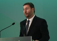 Ακόμη τέσσερις υποψηφίους για το ευρωψηφοδέλτιο ανακοίνωσε ο Ανδρουλάκης