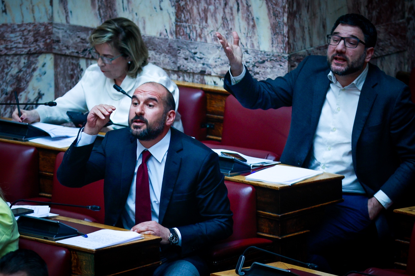 Αντιπαράθεση στη Βουλή για την υπόθεση του Κολωνού – Πυρά από την αντιπολίτευση