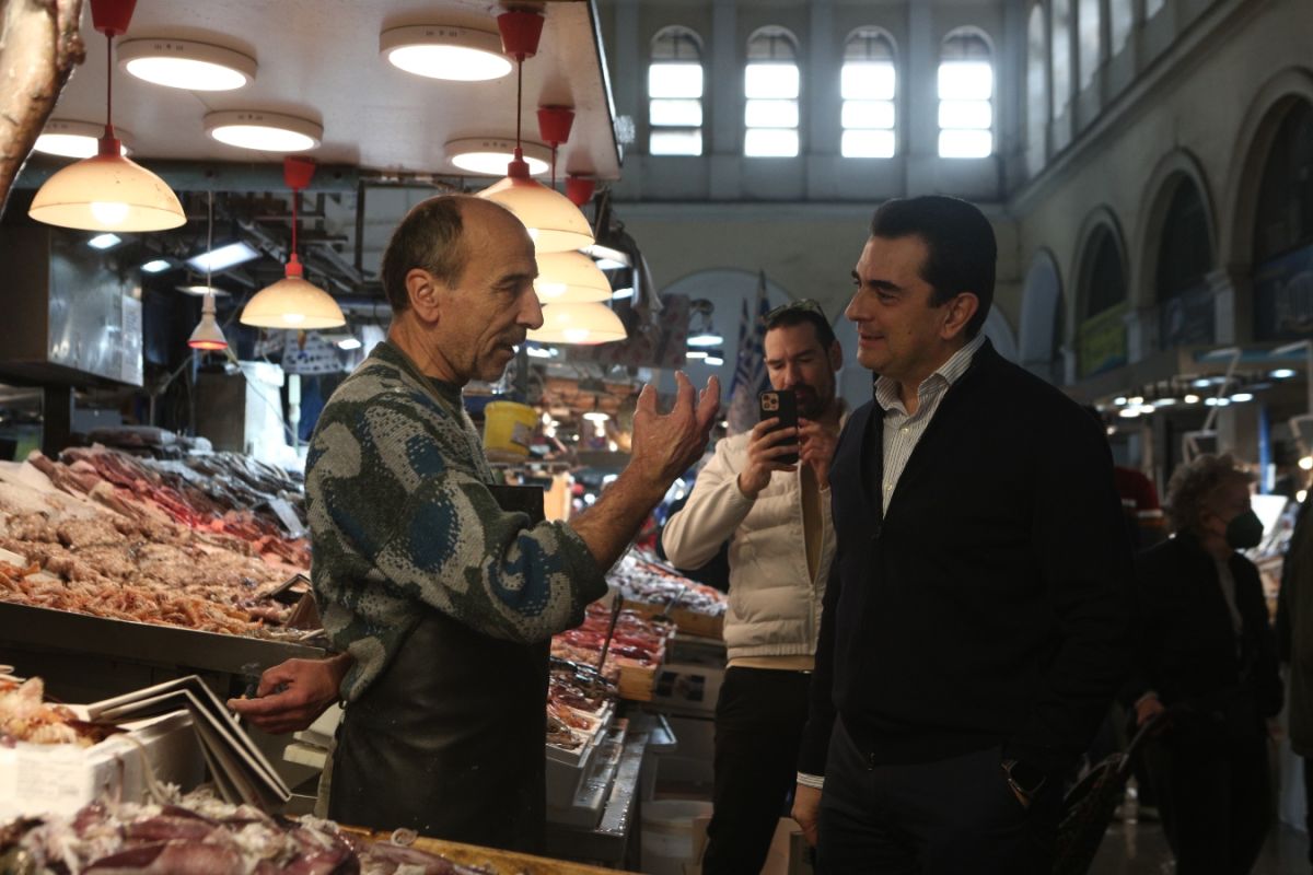 Αυτοψία Σκρέκα στη Βαρβάκειο για τα σαρακοστιανά: “Πολύ προσιτές και ανταγωνιστικές φέτος οι τιμές”