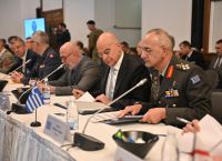 Δένδιας: Θέση αρχής για την Ελλάδα η στήριξη της Ουκρανίας στην υπεράσπιση της εδαφικής ακεραιότητας