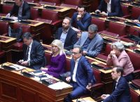 ΣΥΡΙΖΑ για τέμπη και ΝΔ: «Πέρα από πολιτικές βδέλλες είναι και βαθιά υποκριτές, γιατί κουνάνε το δάχτυλο»