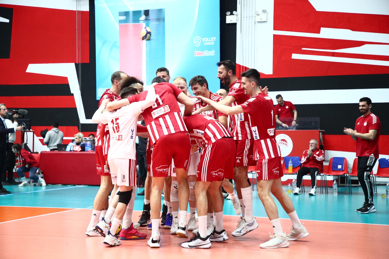 Ολυμπιακός – Μίλωνας 3-0: Πέρασε στους τελικούς της Volleyleague με περίπατο στον πέμπτο ημιτελικό
