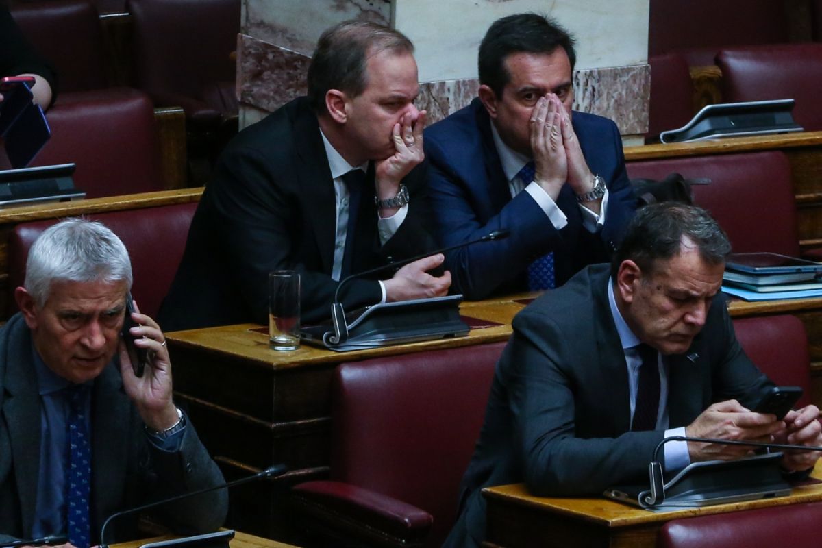 Βουλή: Παρών ο Κώστας Καραμανλής στην Ολομέλεια – Θα μιλήσει την Τετάρτη για την σύμβαση 717