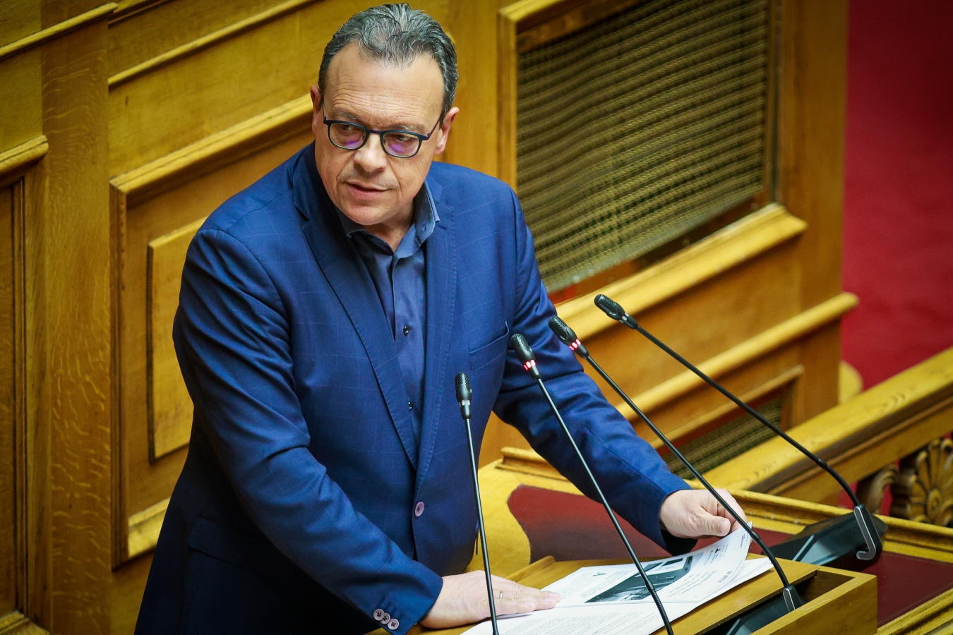 Φάμελλος: Ο Μητσοτάκης πρέπει να έρθει στη Βουλή και να απολογηθεί