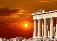 Fitch: Επιβεβαίωσε το αξιόχρεο της Ελλάδας στην επενδυτική βαθμίδα ΒΒΒ-