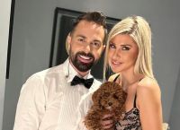 Ηλίας Βρεττός: «Η γυναίκα μου τσακώνεται μόνη της στο σπίτι»