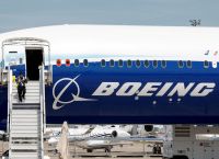 Μπαράζ αποχωρήσεων στην ηγεσία της Boeing μετά από πέντε χρόνια προβλημάτων