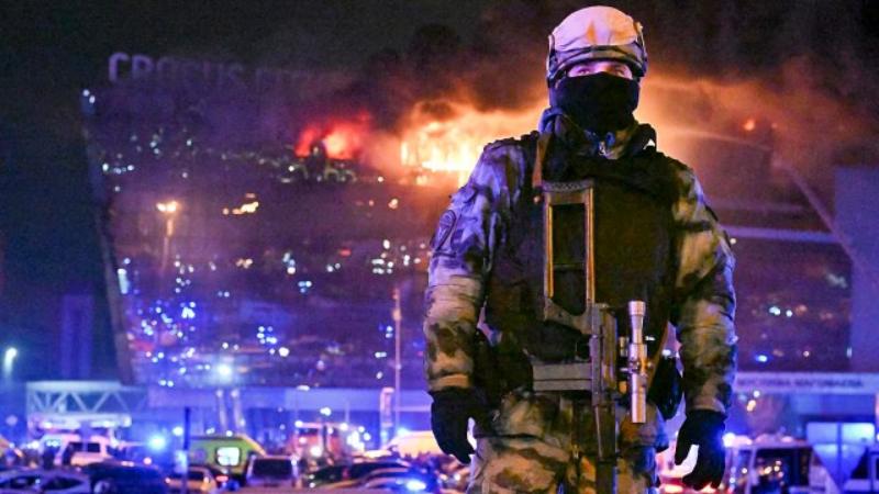 Μακελειό στην Μόσχα: Στους 137 οι νεκροί – Ανάμεσά τους και τρία παιδιά