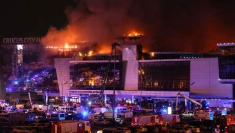 Το Ισλαμικό Κράτος ανέλαβε την ευθύνη για το μακελειό στη Μόσχα [vid]