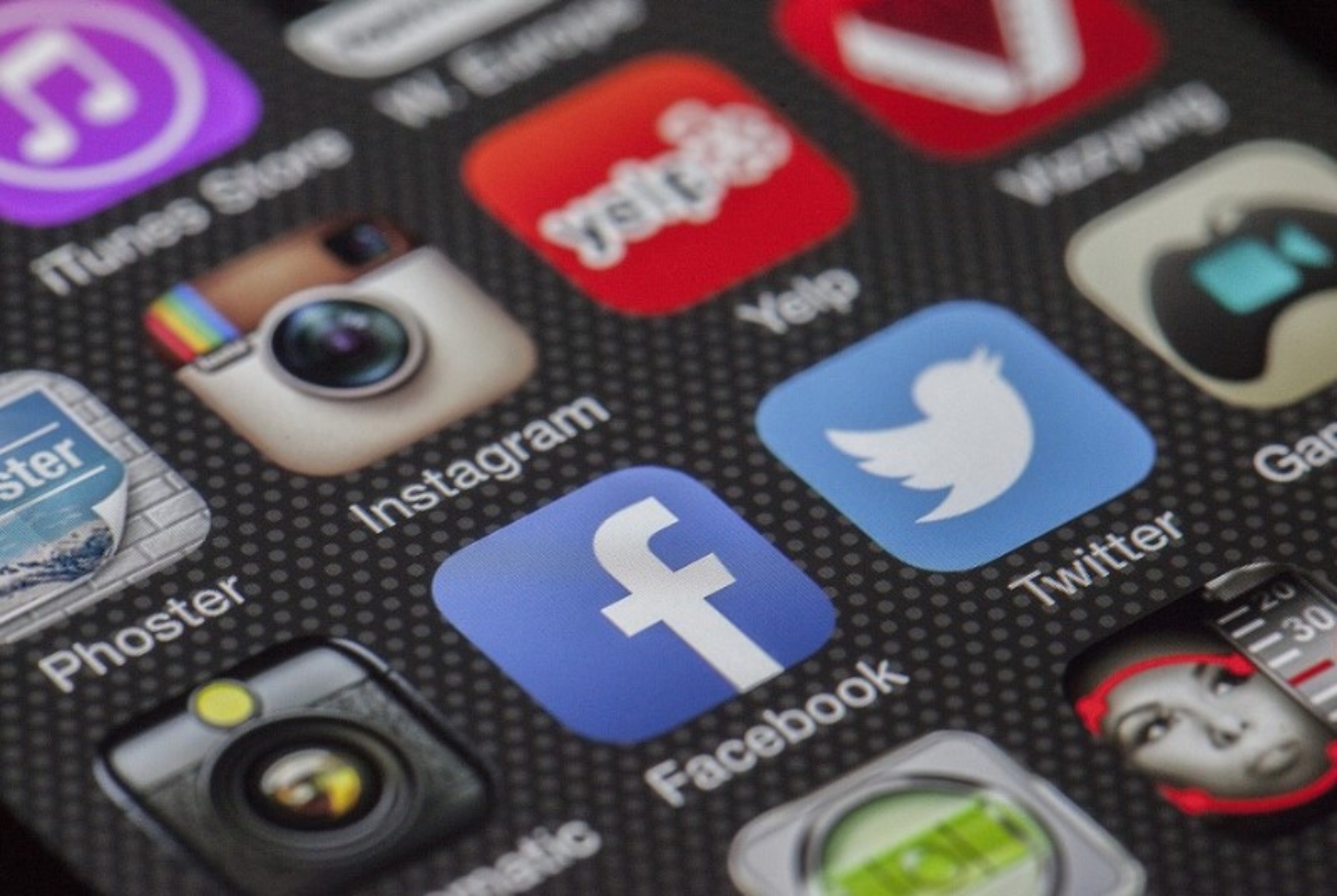 Προβλήματα σε Facebook, Messenger, Instagram και Threads σε όλο τον κόσμο