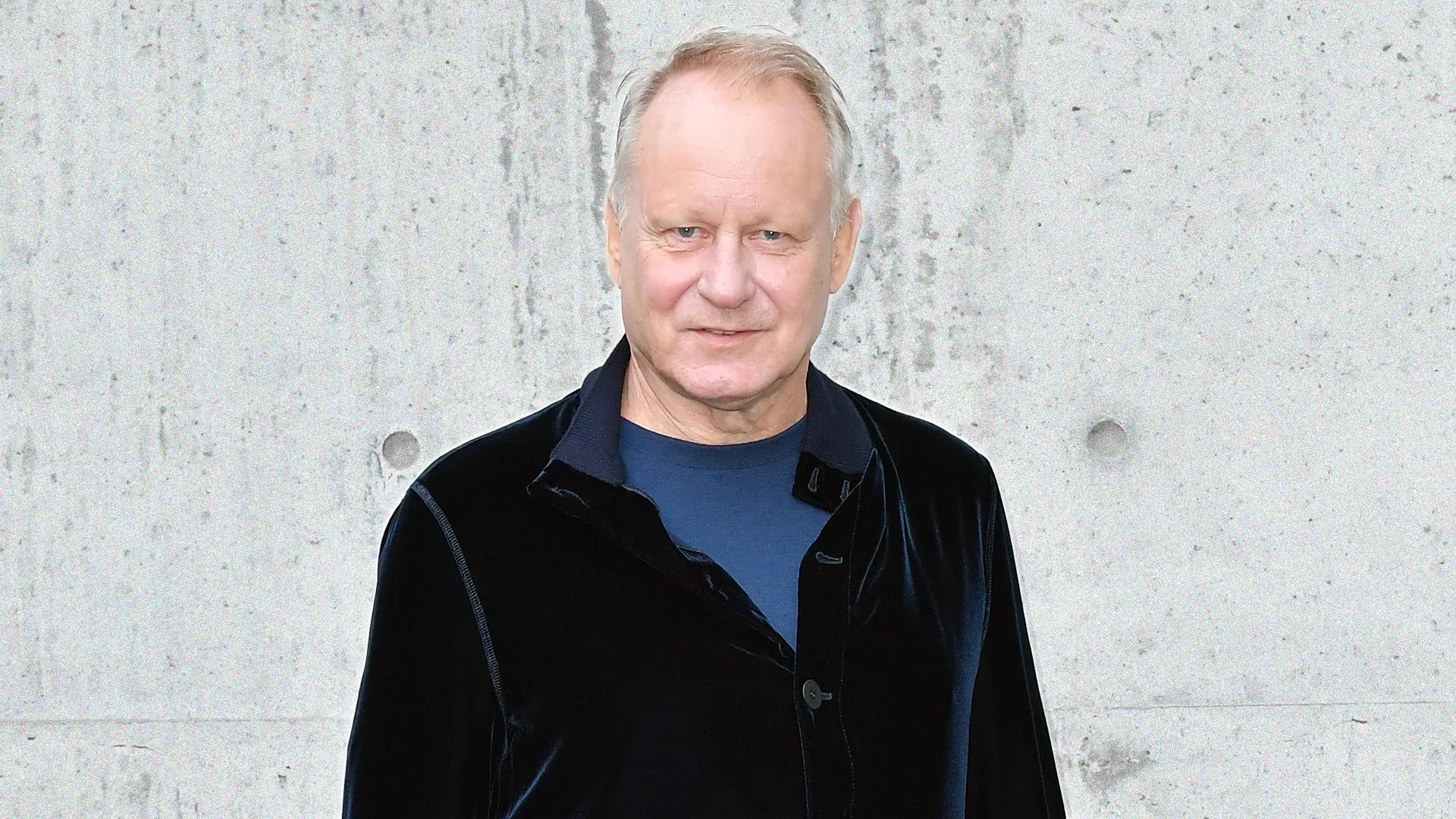 O Stellan Skarsgård κάνει αναδρομή σε μια καριέρα που τα έχει όλα