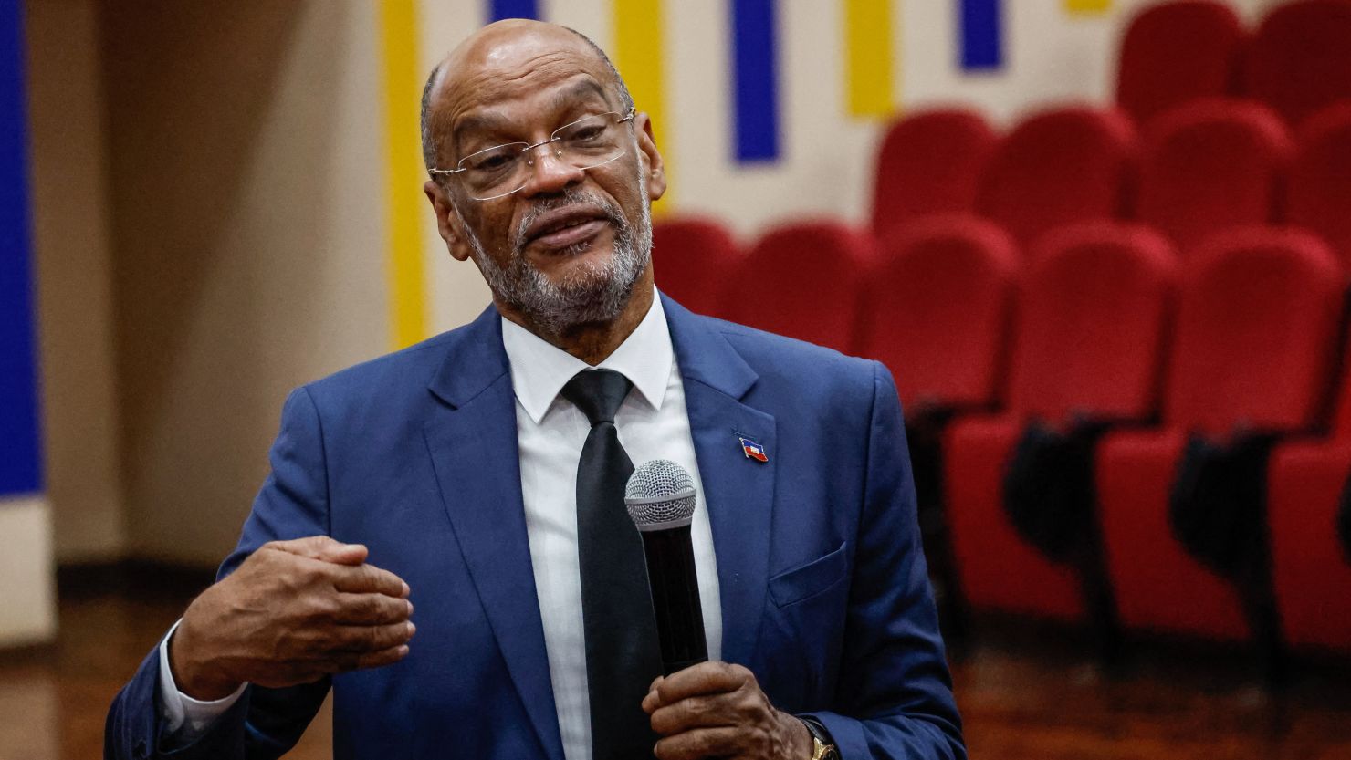 Αϊτή: Ο επικεφαλής συμμαχίας συμμοριών απειλεί με «εμφύλιο πόλεμο» αν παραμείνει στην εξουσία ο Ανρί