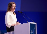 Εκ νέου υποψήφια η Ρομπέρτα Μέτσολα για την προεδρία του Ευρωπαϊκού Κοινοβουλίου