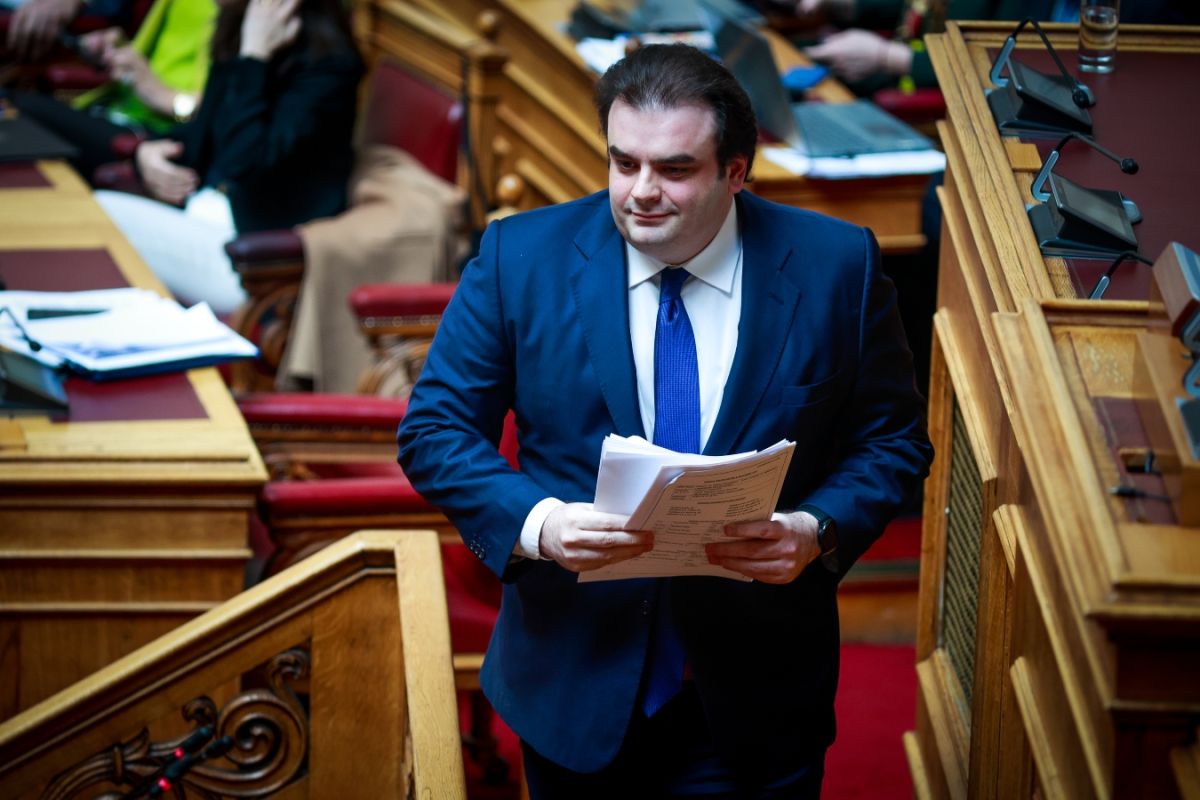 Πιερρακάκης: Επανέρχεται η 5ημερη αποβολή για bullying στα σχολεία – Τι είπε για το «πυρηνικό ριφιφί» στο ΑΠΘ