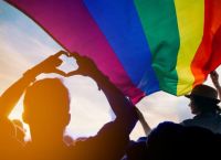 Greece ranks 5th in EU in discrimination against LGBTIQ people, survey finds