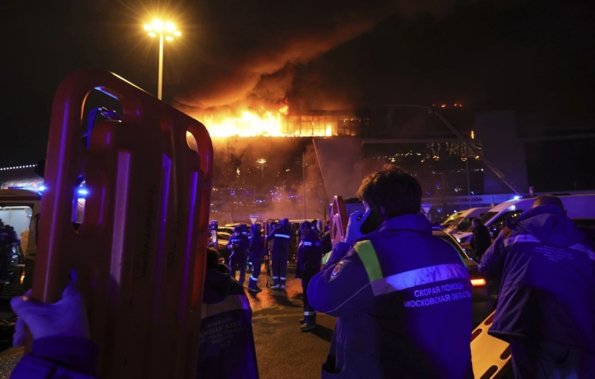 Ρωσία: Ημέρα εθνικού πένθους μετά το μακελειό στο Crocus City Hall – Τα αναπάντητα ερωτήματα