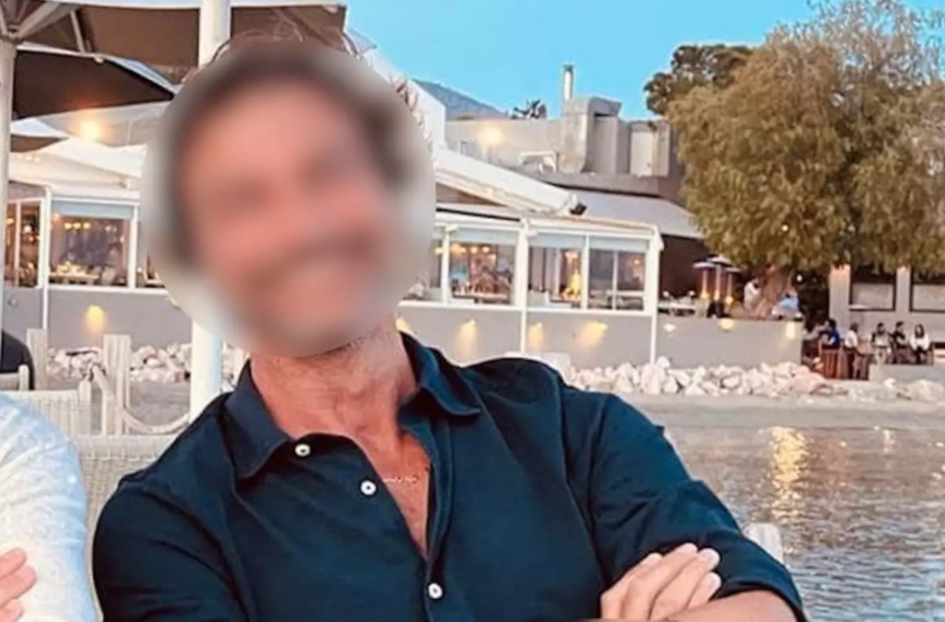 Συνελήφθη στη Βάρκιζα Ιταλός για απάτη 21 δισ. δολαρίων-Εμενε σε βίλα,κυκλοφορούσε με υπερπολυτελή αυτοκίνητα