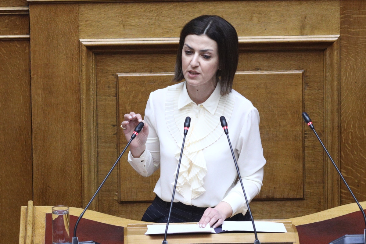 Αγαπηδάκη: Πρωτοφανής συμπαράταξη με συμφέροντα που επιχειρούν την αποσταθεροποίηση της εκλεγμένης κυβέρνησης