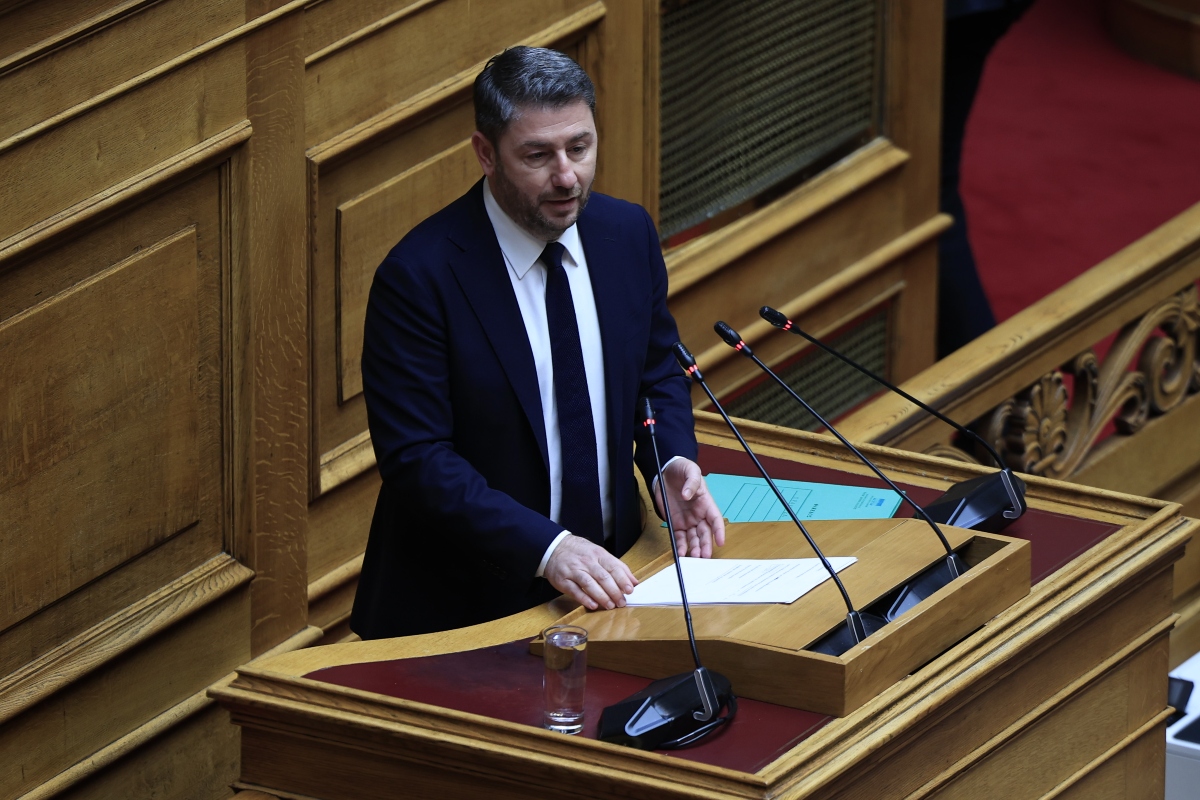 Η κυβέρνηση μπροστά σε κεντροαριστερό μέτωπο