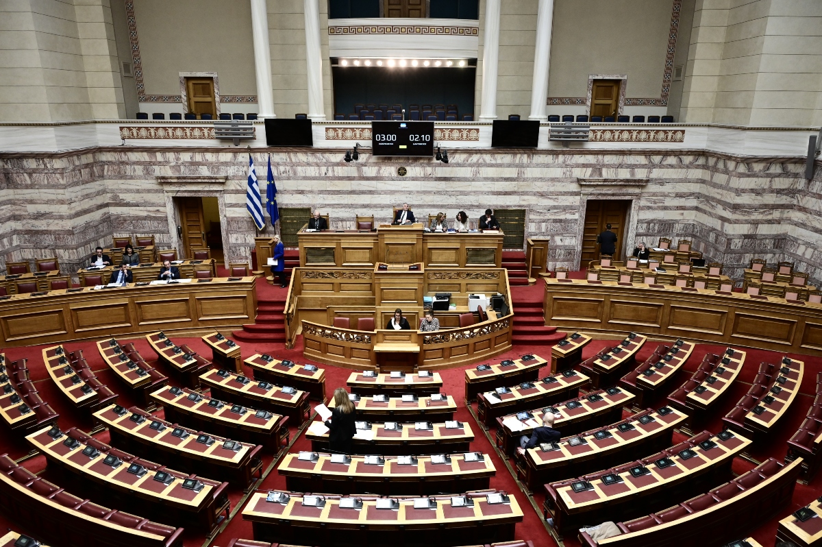 Σκληρές αντιπαραθέσεις γύρω από το νομοσχέδιο για τα ΑΕΙ