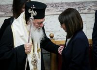 Φουντώνει η αντιπαράθεση ιεραρχίας – πολιτικών