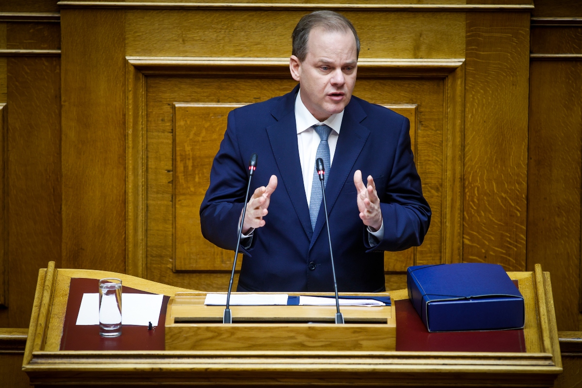 Τι αναμένεται να υποστηρίξει απόψε ο Καραμανλής