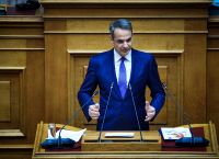 Κυβερνητικό restart τρεις μήνες πριν τις ευρωεκλογές