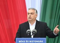 Σκάνδαλο σεξουαλικής κακοποίησης απειλεί τον Βίκτορ Ορμπαν