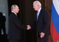 Κλιμακώνεται επικίνδυνα η ένταση Ρωσίας – Δύσης
