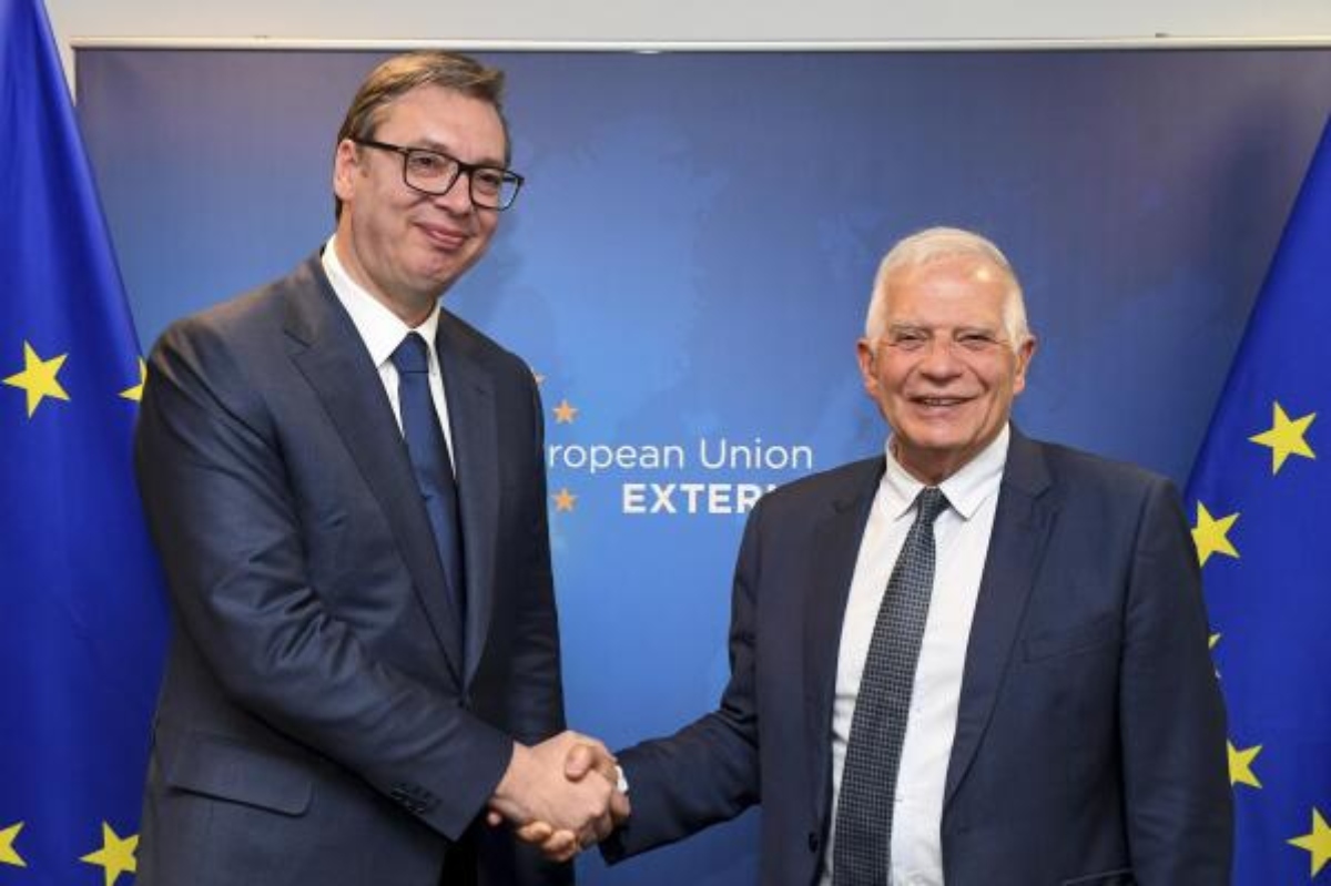 Ε.Ε.: Η Επιτροπή επικρίνει την απουσία προόδου στις σχέσεις Σερβίας – Κοσόβου
