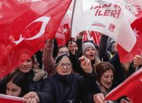 Άνοιξαν οι κάλπες στην Τουρκία – Τι δείχνουν τα πρώτα αποτελέσματα
