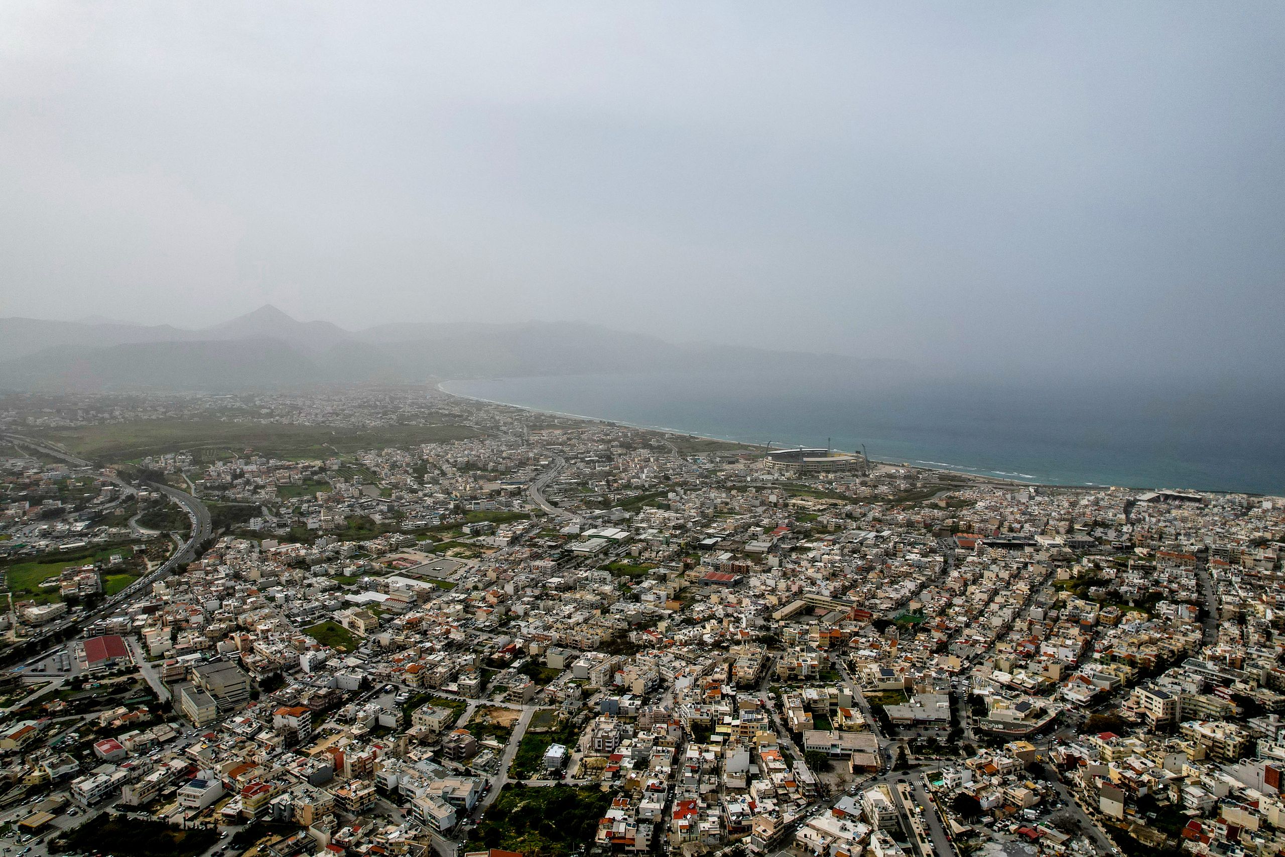 Ηλιόλουστος ο καιρός σήμερα – Επιστρέφει η αφρικανική σκόνη