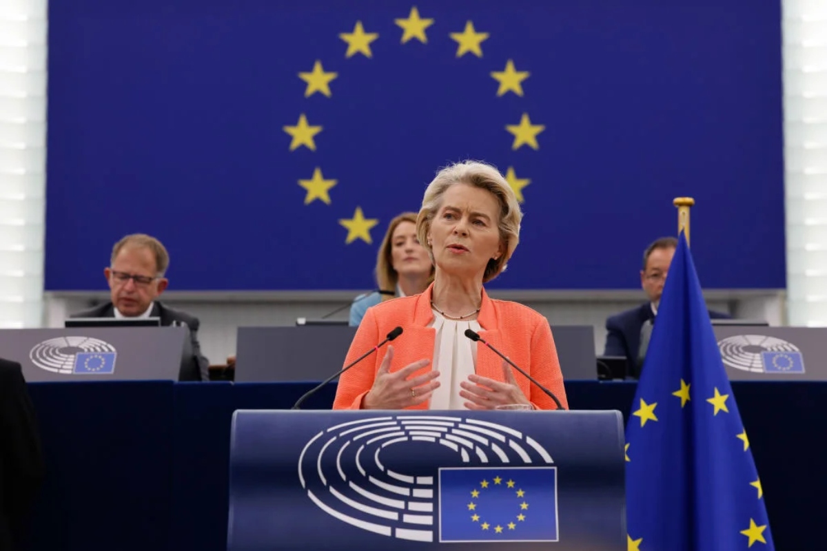 Ευρωπαίοι Επίτροποι κατηγορούν τη φον ντερ Λάιεν για «ρουσφέτι» 1,44 εκατ. ευρώ